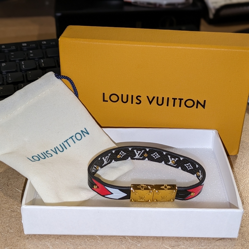 Louis Vuitton Reversible Bracelet